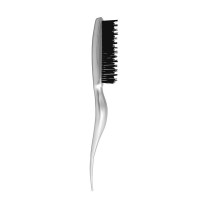 teasing brush